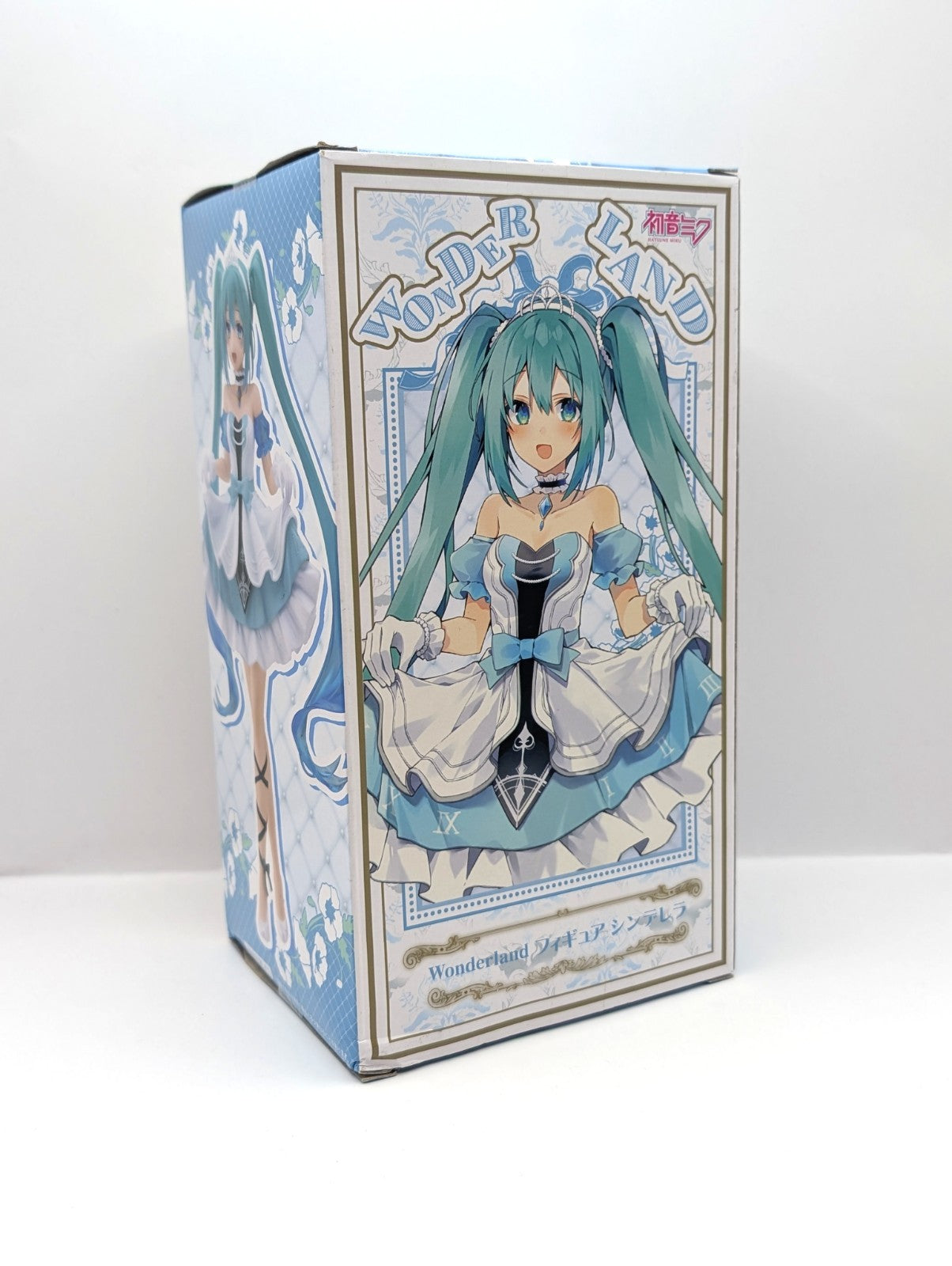 Hatsune Miku Wonderland Figure Cinderella Ver. Taito New And Sealed