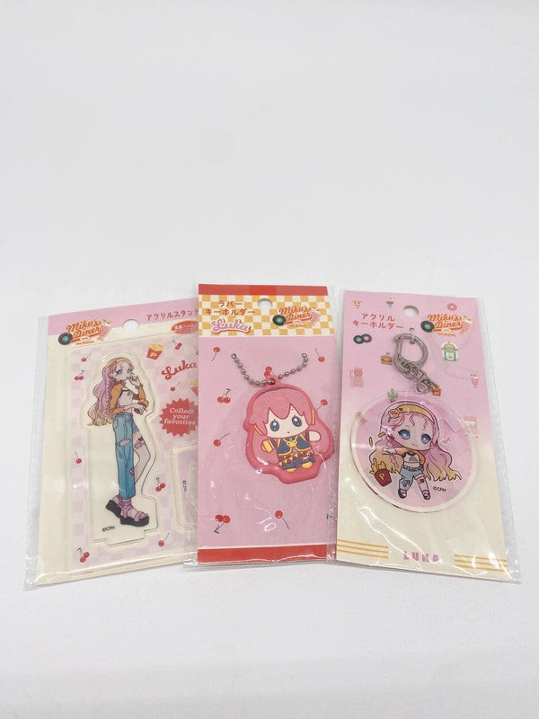 Miku's Diner Hatsune Miku Megurine Luka Bundle Figure & Keychains