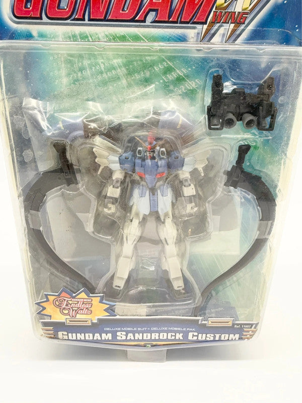Bandai Mobile Suit Gundam Wing Boxed Y2K ‘Gundam Sandrock Custom’ Figurine
