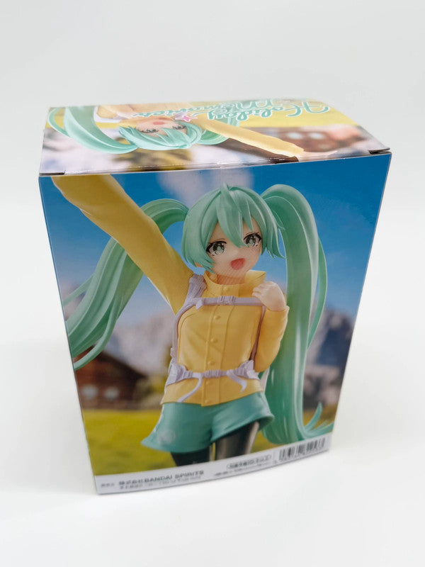 Hatsune Miku ‘Holiday Memories’ Bandai Spirits Figurine Official