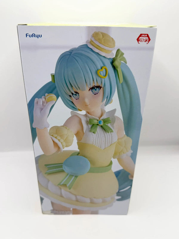 Hatsune Miku Excood Creative Sweet Sweets FuRyu Figurine