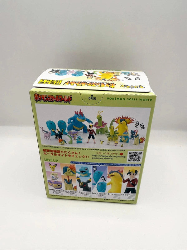 Pokemon Japanese Exclusive Espeon & Chikorita Figurine New and Sealed