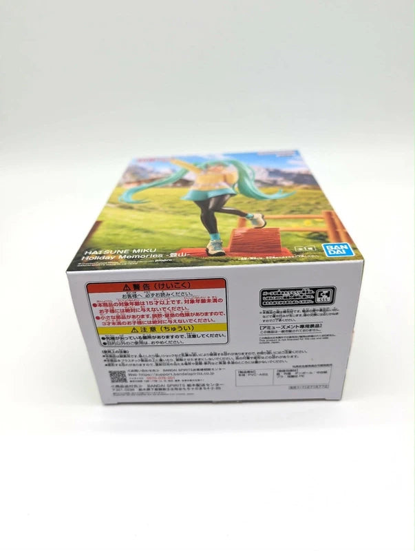 New & Sealed Hatsune Miku Bandai Official Holiday Memories Hiking Design Figure