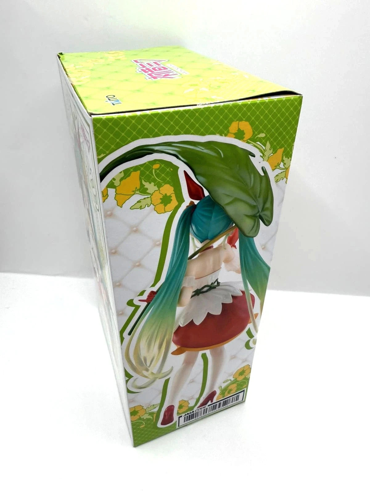 Hatsune Miku Wonderland Thumbelina Figure 7.08in Prize 2022 PVC Vocaloid TAITO