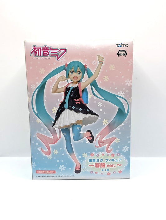 Hatsune Miku 2018 Spring Cloth ver. Prize Figure Taito New and sealed