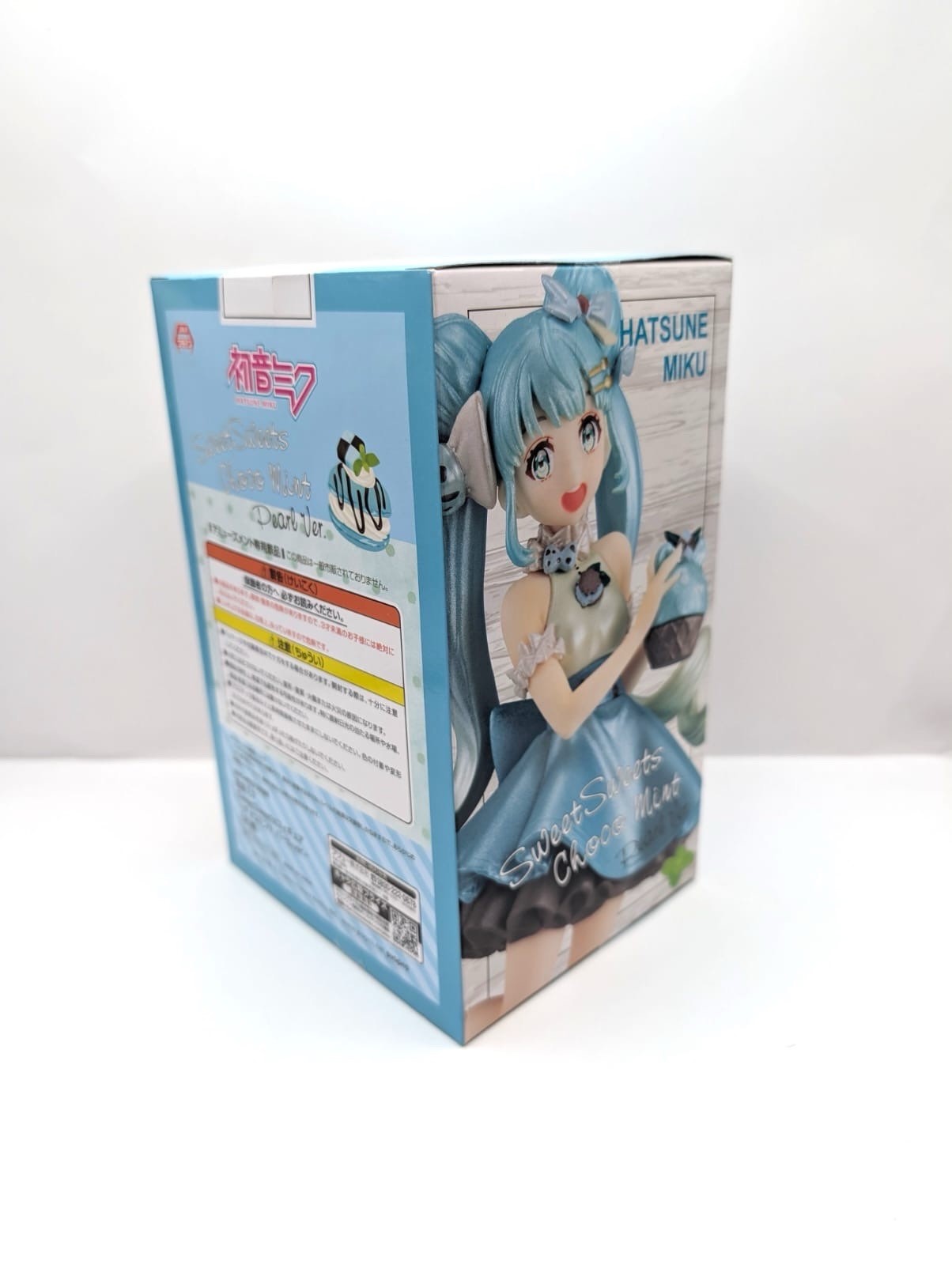 New Official FuRyu Hatsune Miku Sweet Sweets Choco Mint Pearl Version Figurine