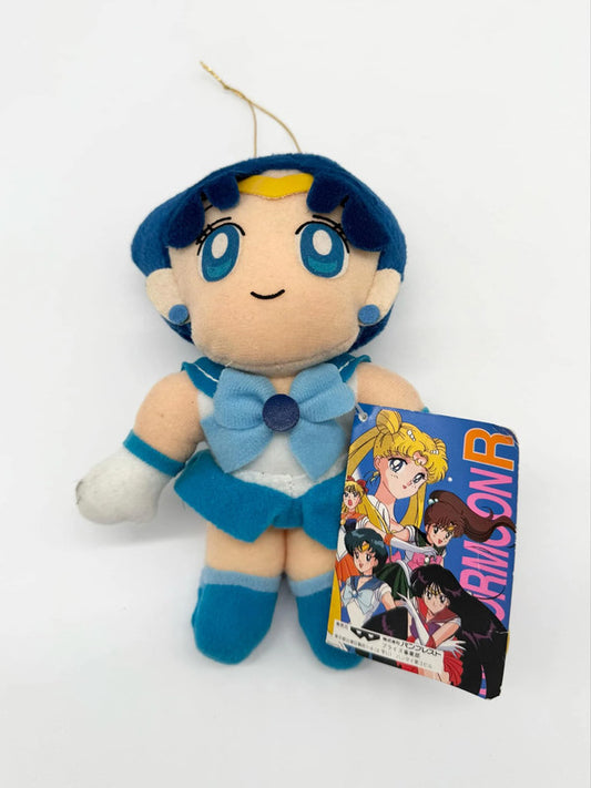 Vintage 1993 Banpresto Sailor Moon Character plush soft toy with tags