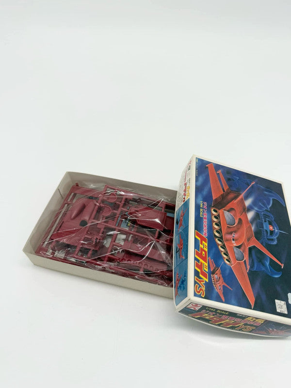 Vintage 1/144 Scale Gundam Kit New