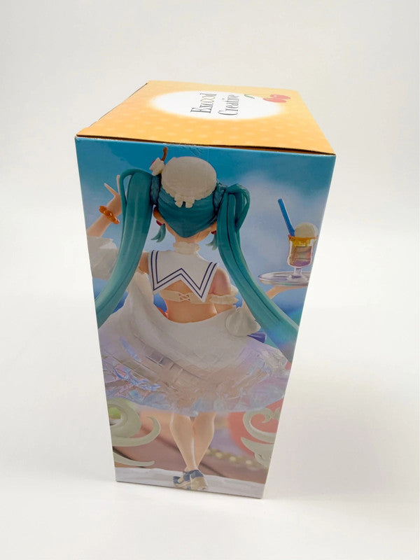 Hatsune Miku Excood Creative Figure Sweet Sweets FuRyu