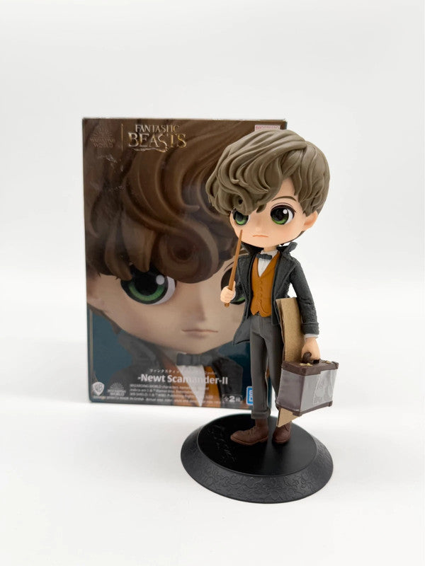 Wizarding World Fantastic Beasts Newt Scamander II QPosket Figurine