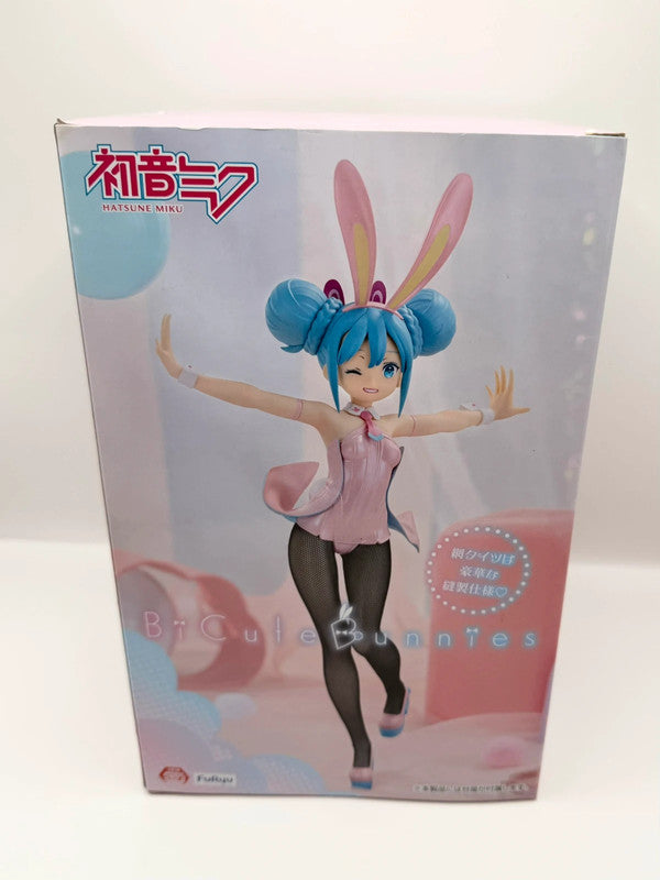 Hatsune Miku Bi Cute Bunnies FuRyu Figurine