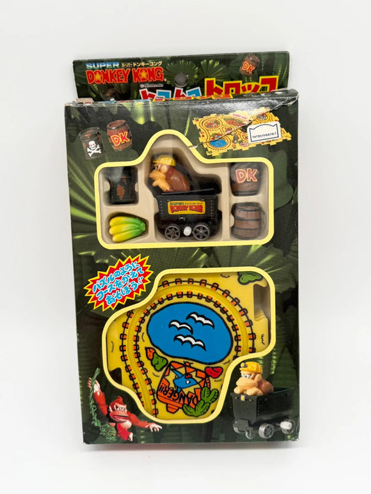 Rare Boxed Vintage Super Nintendo Donkey Kong Country Mine Cart Playset Complete