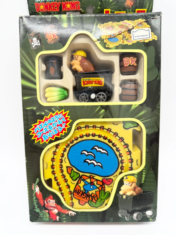 Rare Boxed Vintage Super Nintendo Donkey Kong Country Mine Cart Playset Complete