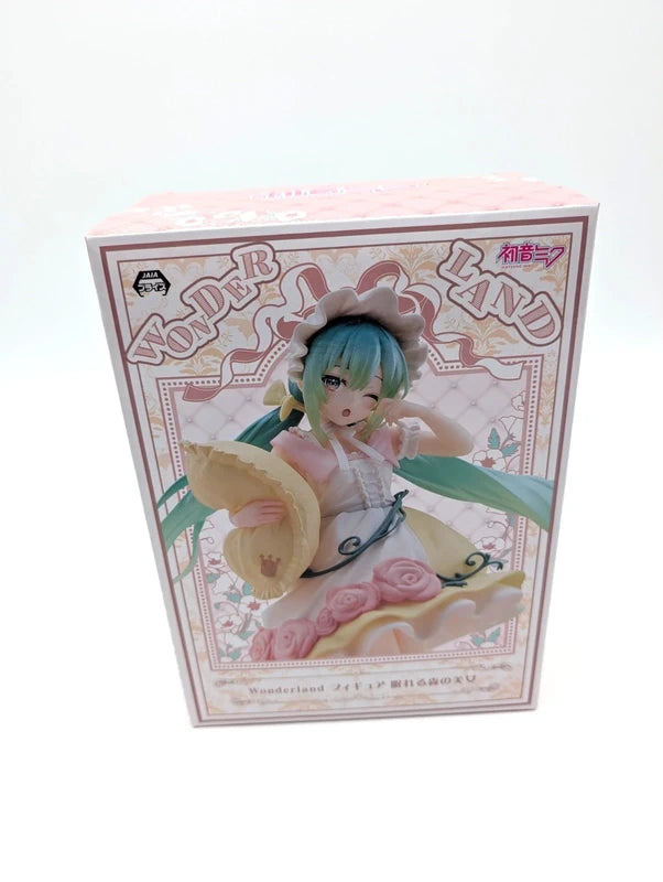 New & Sealed Hatsune Miku Official Taito Japan Wonderland Figurine