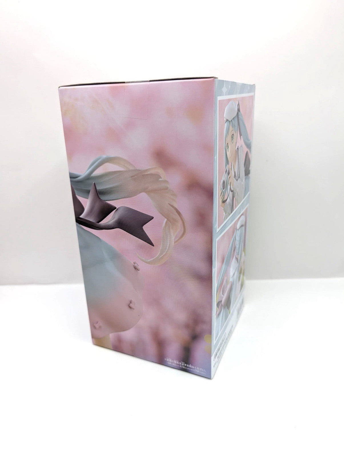 Hatsune Miku Holiday Memories Bandai Official Figurine