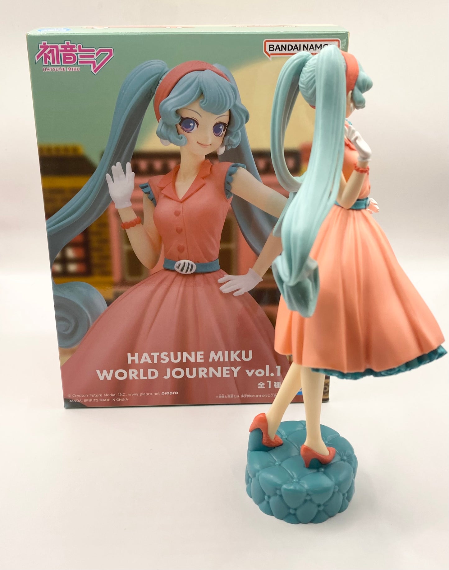 Hatsune Miku World Journey Bandai Vol 1 Figurine