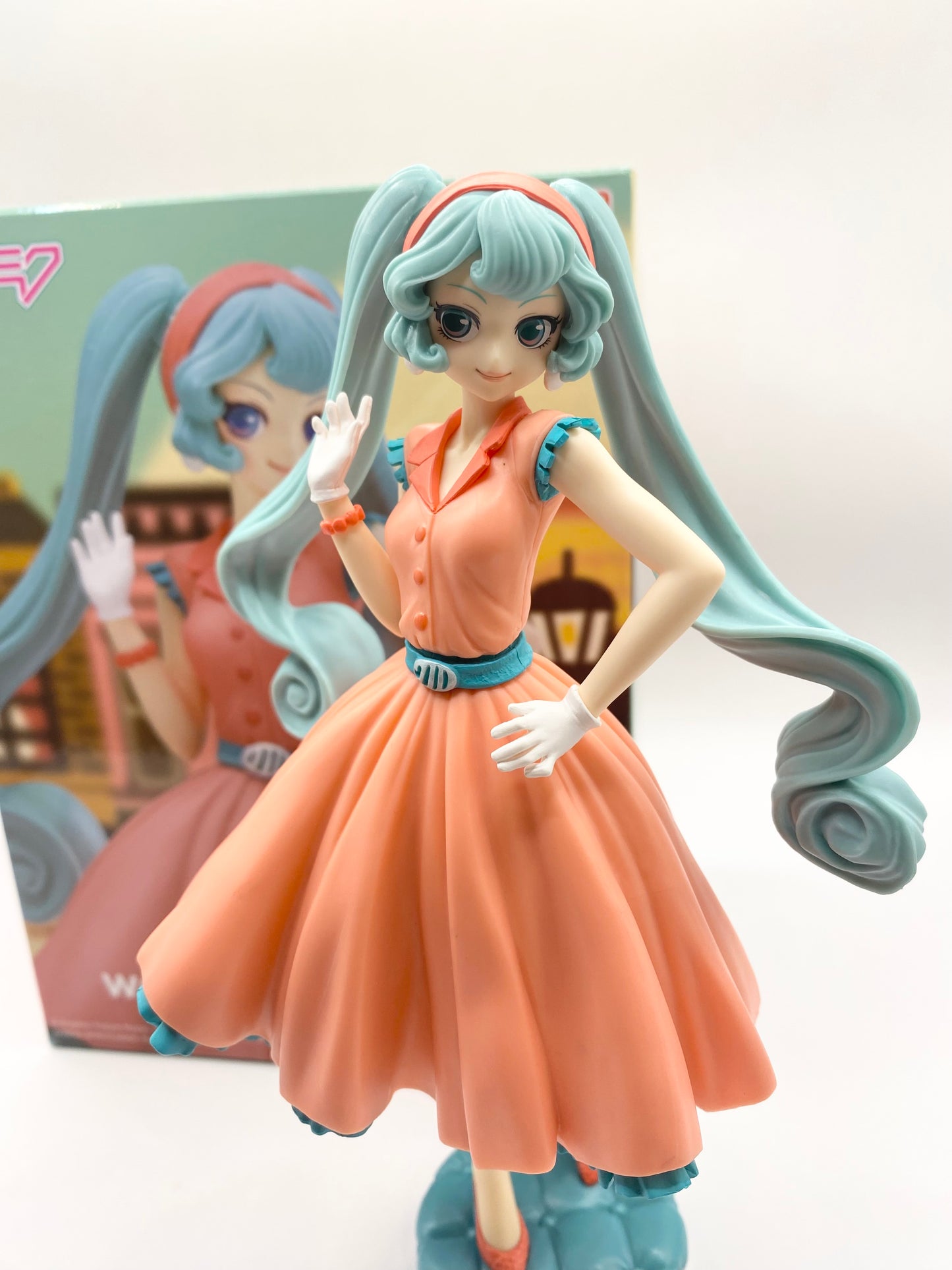 Hatsune Miku World Journey Bandai Vol 1 Figurine