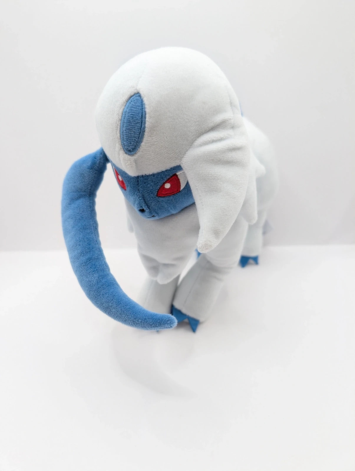 Official Pokémon Japan Absol Soft Toy Plush New With Tags