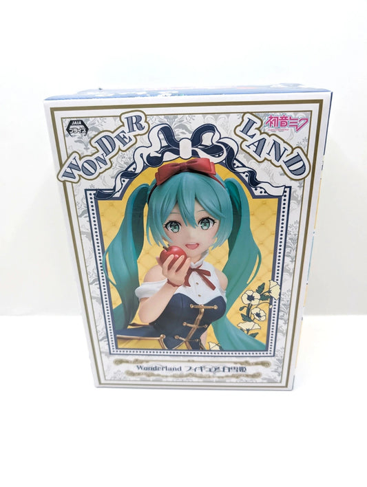 Hatsune Miku Wonderland snow White Ver. Figure TAITO 2021 Prize Vocaloid Japan