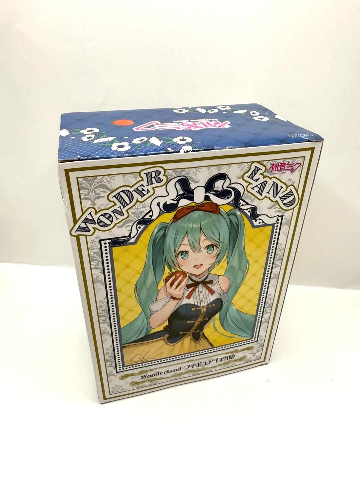 Hatsune Miku Wonderland snow White Ver. Figure TAITO 2021 Prize Vocaloid Japan