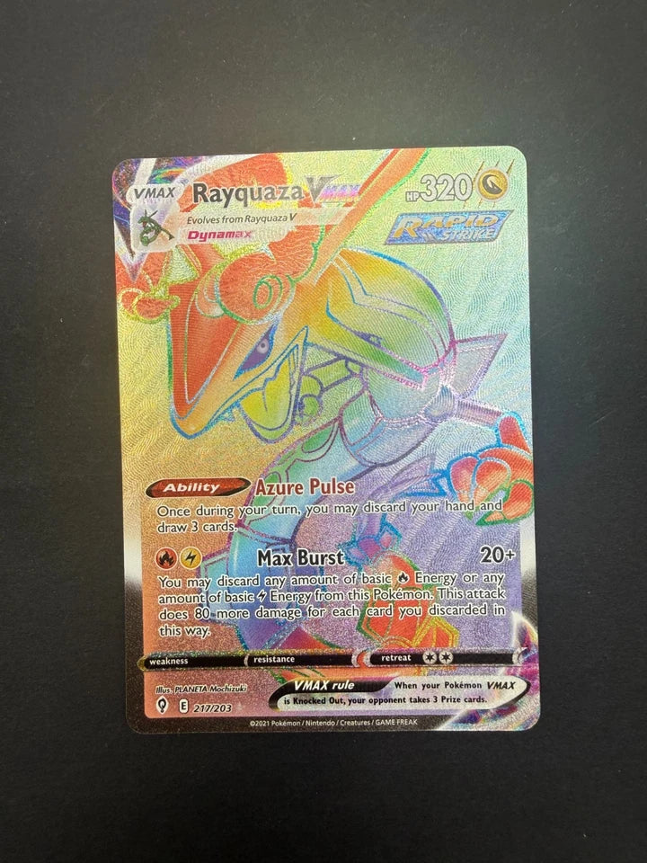 Rayquaza VMAX 217/203 (Evolving Skies) NM